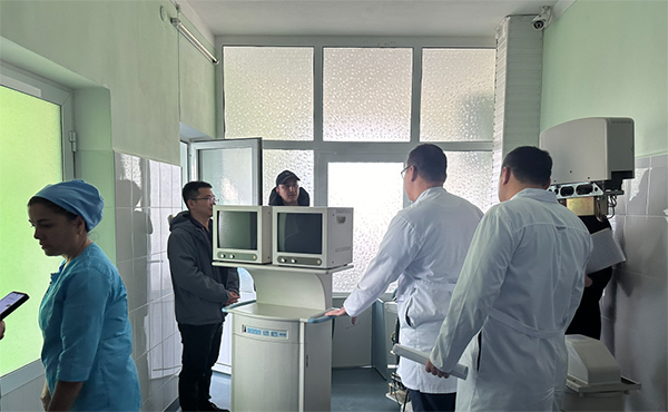 2024年，武汉耦合医学和中亚的小伙伴一起跨年！