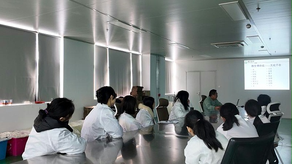 武汉耦合医学生产部新人培训