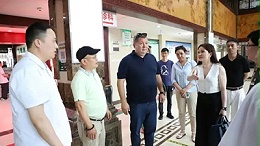 武汉耦合医学总经理陪同哈萨克斯坦KAZBIOTECH LLP集团总裁参观十堰市中医院